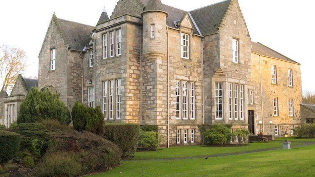 Pittenweem House | Apartment 6, 3 Bedrooms, Sleeps 8 Leisure Club Access