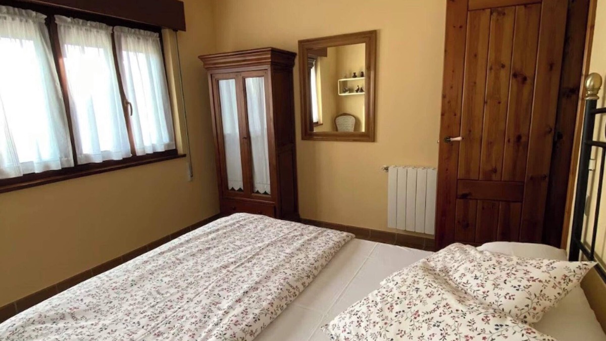 Panes Apartment | Apartment 6