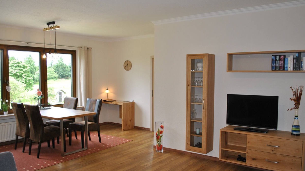 Oberscheidweiler Apartment | Apartment, 75 m² for 2-4 people in the green of the Eifel-Moselle region