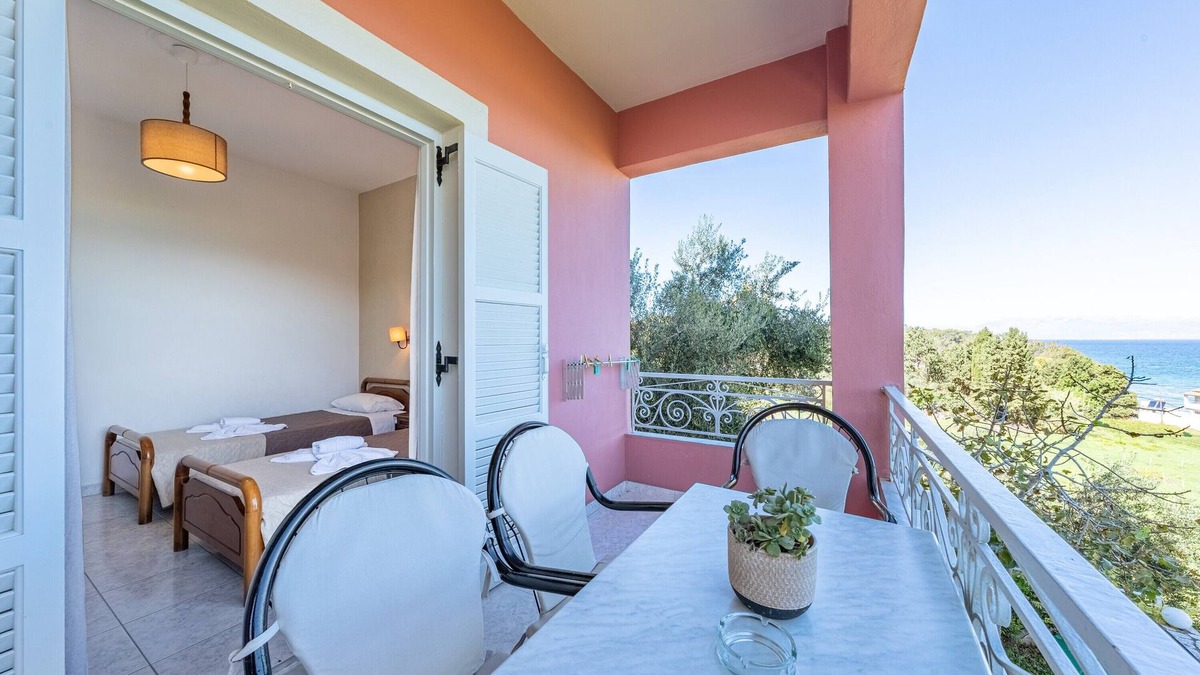 Astrakeri Apartment | Apartment '9' with Sea View, Wi-Fi and Air Conditioning