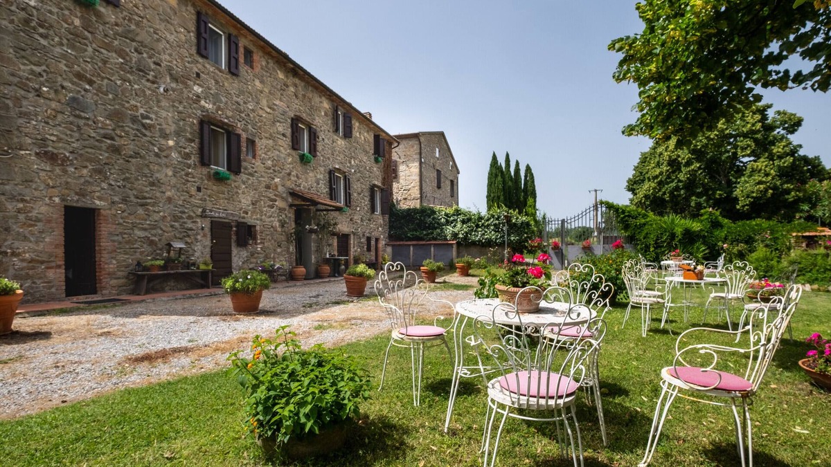 Pereta Other | Apartment "Agriturismo La Pieve - Tulipani" with Shared Pool & Wi-Fi
