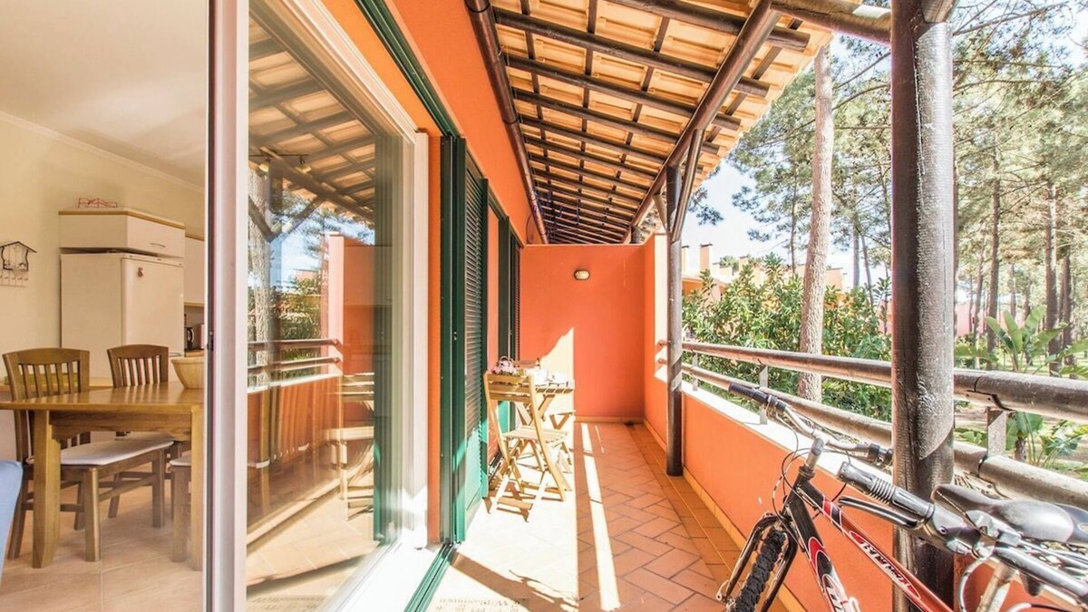 Charneca de Caparica e Sobreda Apartment | Apartment Anibal - Lovely Apartment in Aroeira Golf Resort by Allure Villaslas