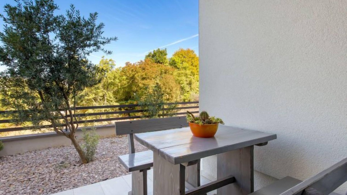 Zurkovo Apartment | Apartment Albi by Interhome