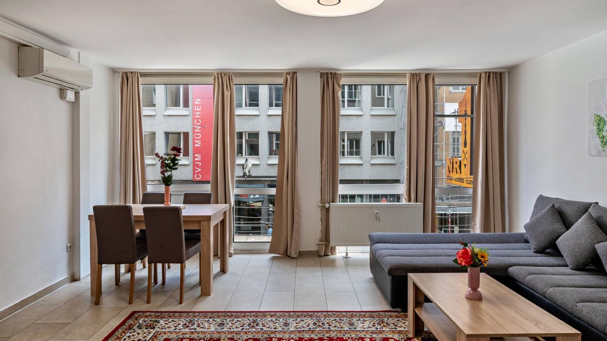 Ludwigsvorstadt-Kliniken Apartment | Apartment 'Aldars 2' with Balcony, Wi-Fi and Air Conditioning
