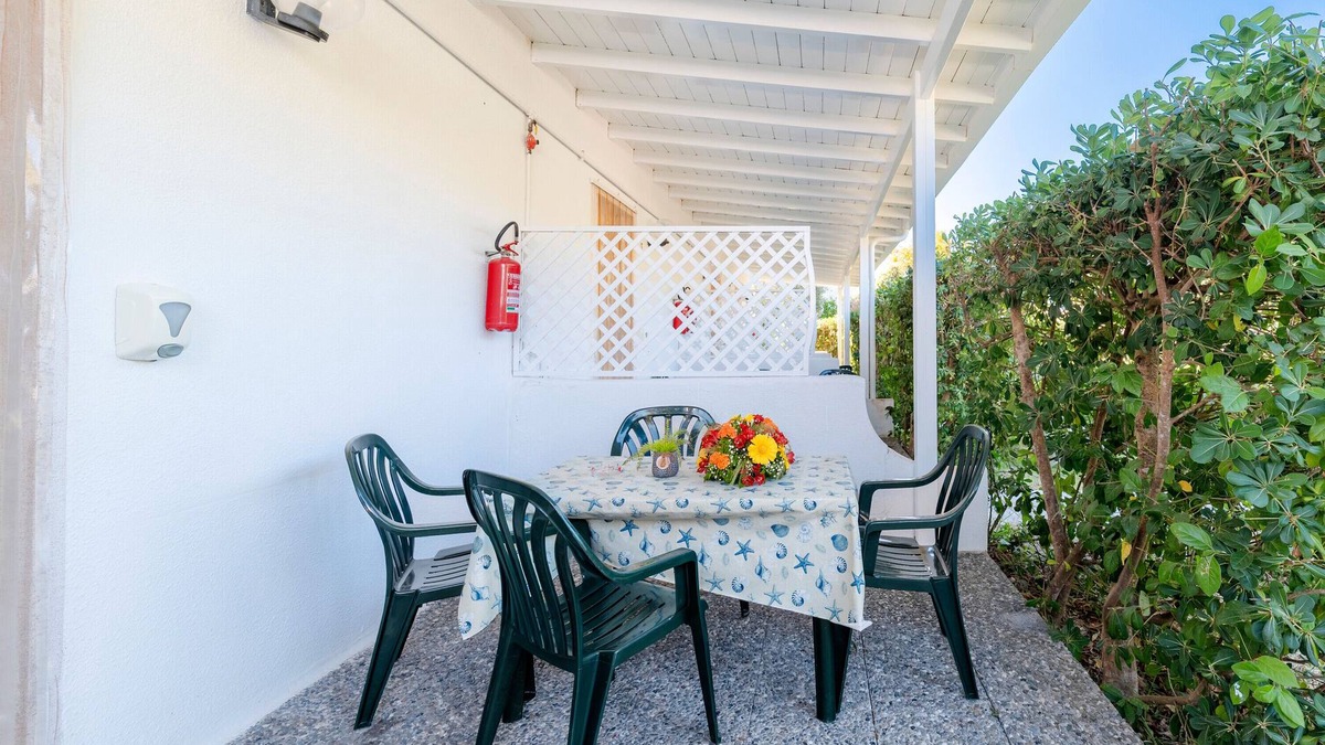 Otranto Apartment | Apartment 'Alimini - 4' with Private Terrace, Wi-Fi and Air Conditioning