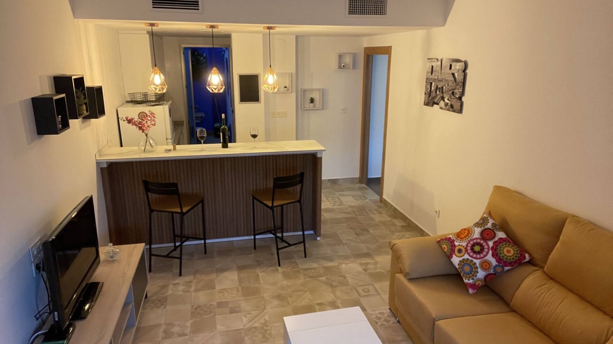 Molina de Segura Apartment | Apartment Alojamiento El Azul with Terrace & A/C