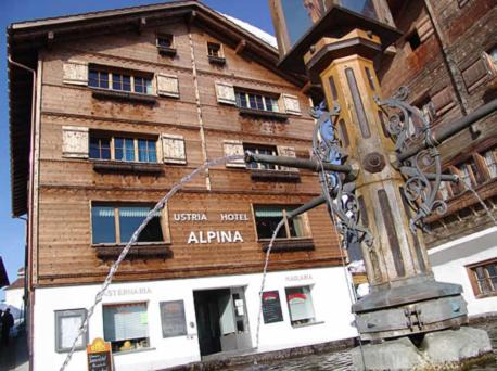 Tavanasa Apartment | Apartment Alpina