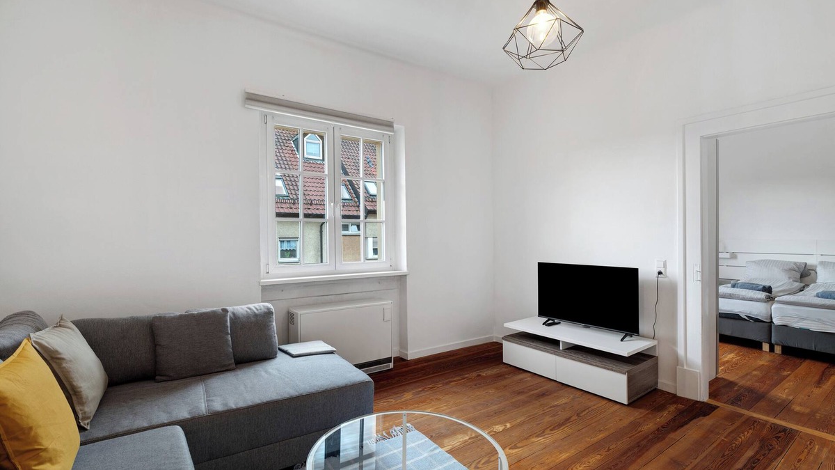 Pforzheim Apartment | Apartment 'Altbau Mit Wartberg - Blick' with Balcony and Wi-Fi