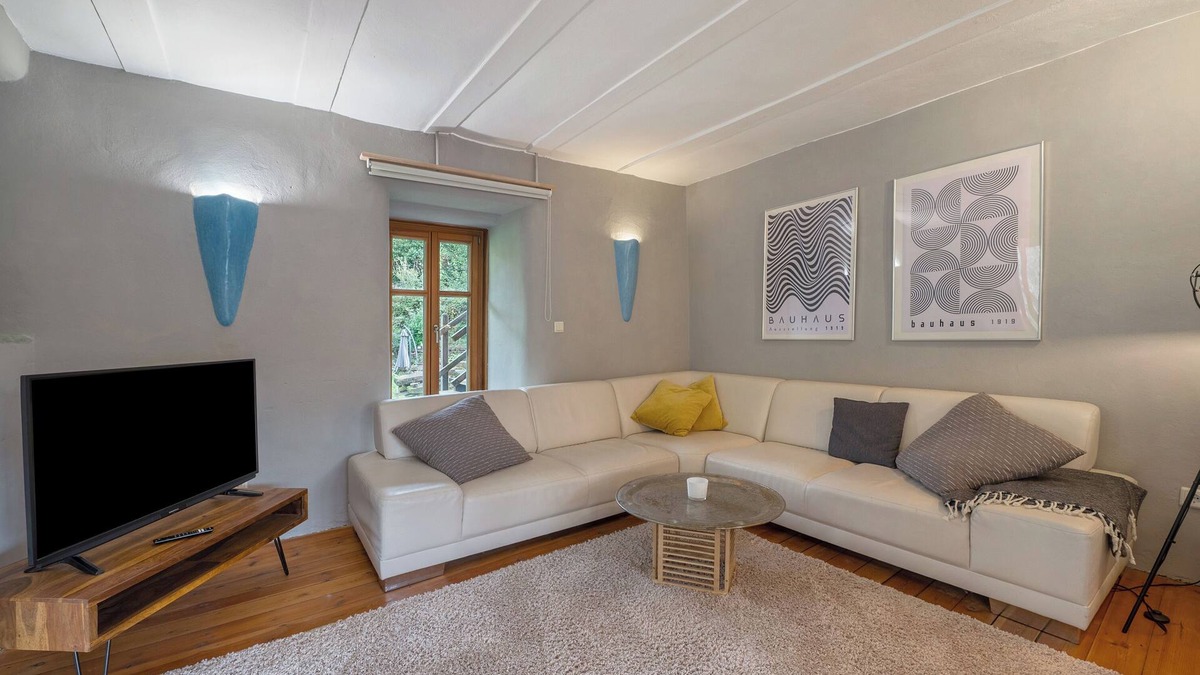 Dernbach Apartment | Apartment 'Alte Mühle In Dernbach' with Private Terrace, Shared Garden and Wi-Fi