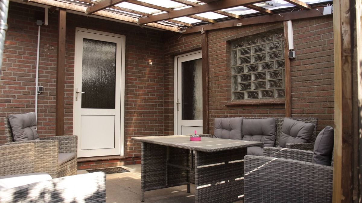 Sonnebull Apartment | Apartment 'Am Alpakahof' with Private Terrace, Private Garden and Wi-Fi