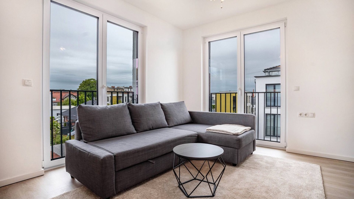 Greifswald Apartment | Apartment 'Am Botanischen Garten' with Balcony and Wi-Fi