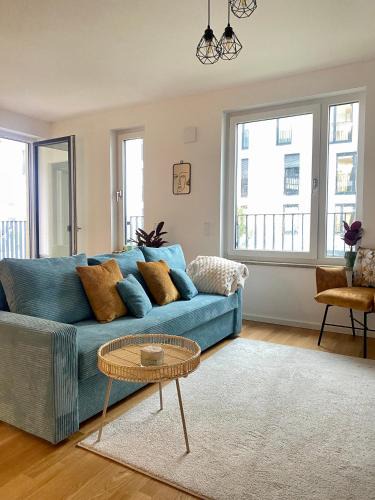 Schoenefeld Apartment | Apartment am Flughafen, Glasfaser-Internet, Waschmaschine