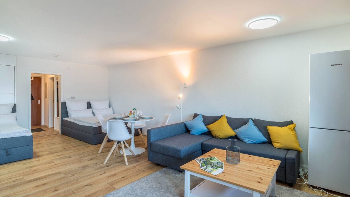 Bad Liebenzell Apartment | Apartment 'Am Hochwald Mit Burgblick' with Balcony