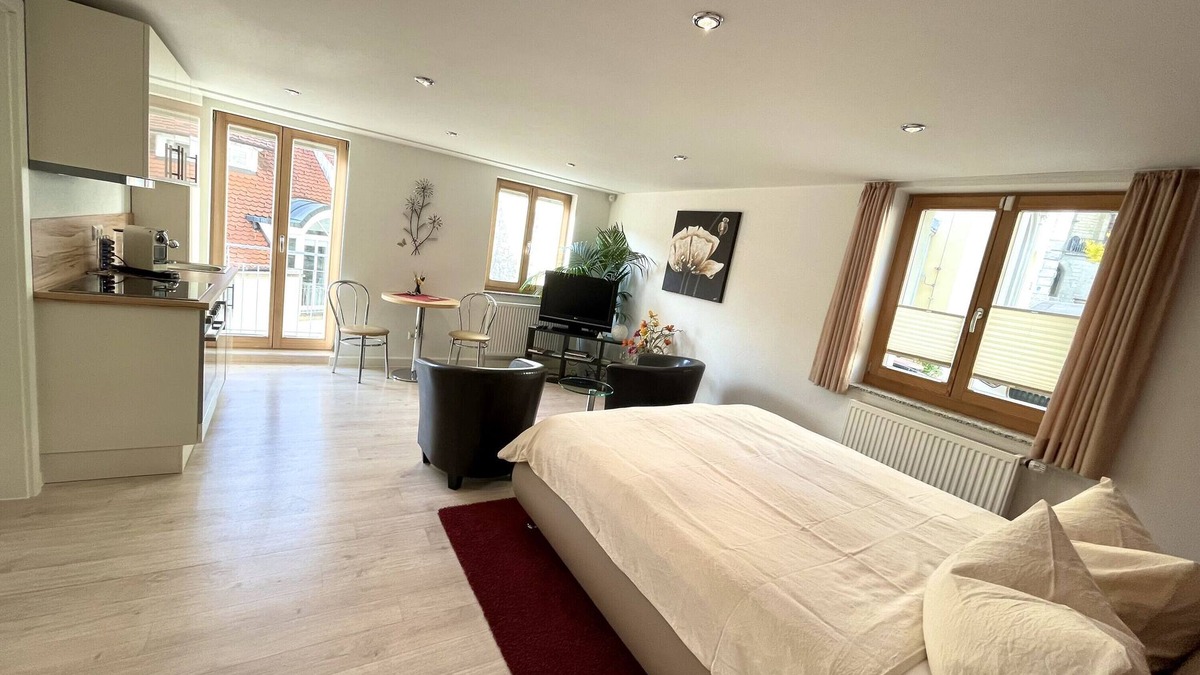 Sigmaringen Apartment | Apartment 'Am Schloss' with Private Terrace and Wi-Fi
