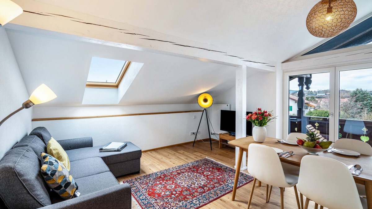 Gmund am Tegernsee Apartment | Apartment "Am See" with Mountain View, Shared Garden & Wi-Fi