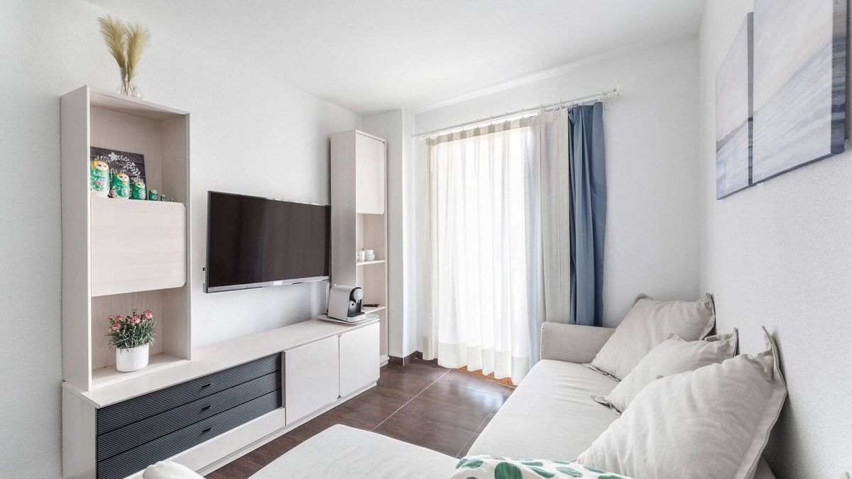 Murcia Apartment | Apartment "Amélie" with Balcony & Wi-Fi