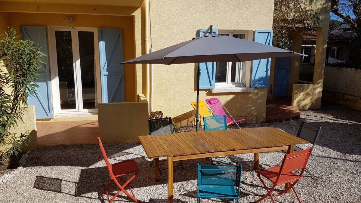 La Capte Apartment | Apartment and garden 5 people sea and village in Hyères - peninsula of Giens