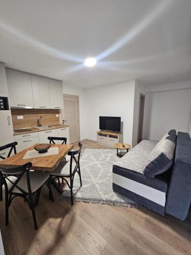 Donje Polje Apartment | Apartment Anita Cetinje