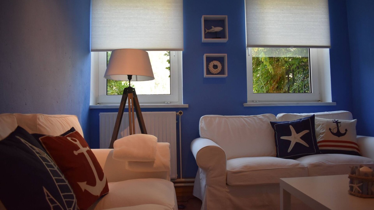 Lehe Apartment | Apartment "Anker" - Fantastic secluded location directly on the dike/4 * - DTV