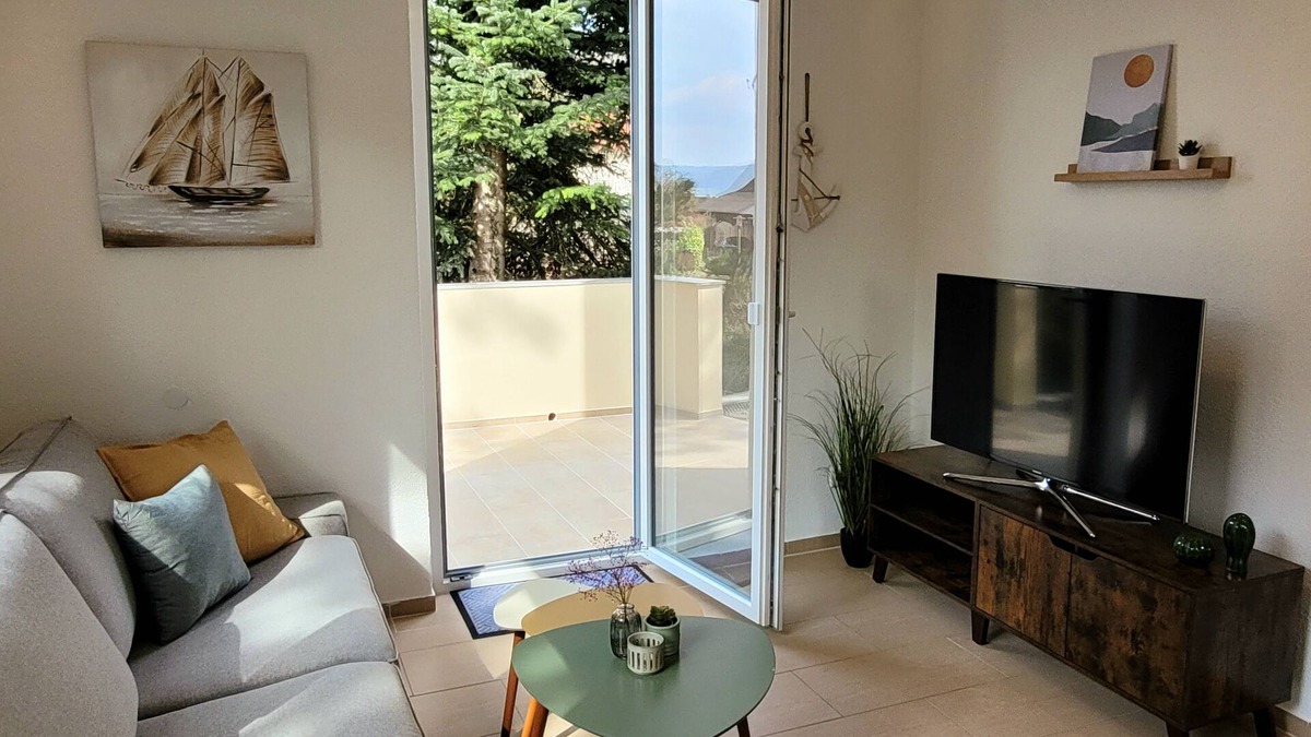 Ohningen Apartment | Apartment "Ankerplatz" with 2 bedrooms and terrace