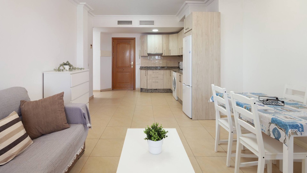 La Cala del Moral Apartment | Apartment 'Apartamento La Cala' with Sea View, Wi-Fi and Air Conditioning