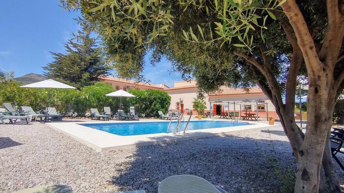 Velez Rubio Apartment | Apartment 'Apartamento Almendro' with Mountain View, Wi-Fi and Air Conditioning