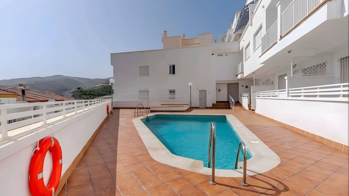 Polopos Apartment | Apartment 'Apartamento Costa Sol' with Shared Pool, Private Terrace and Air Conditioning