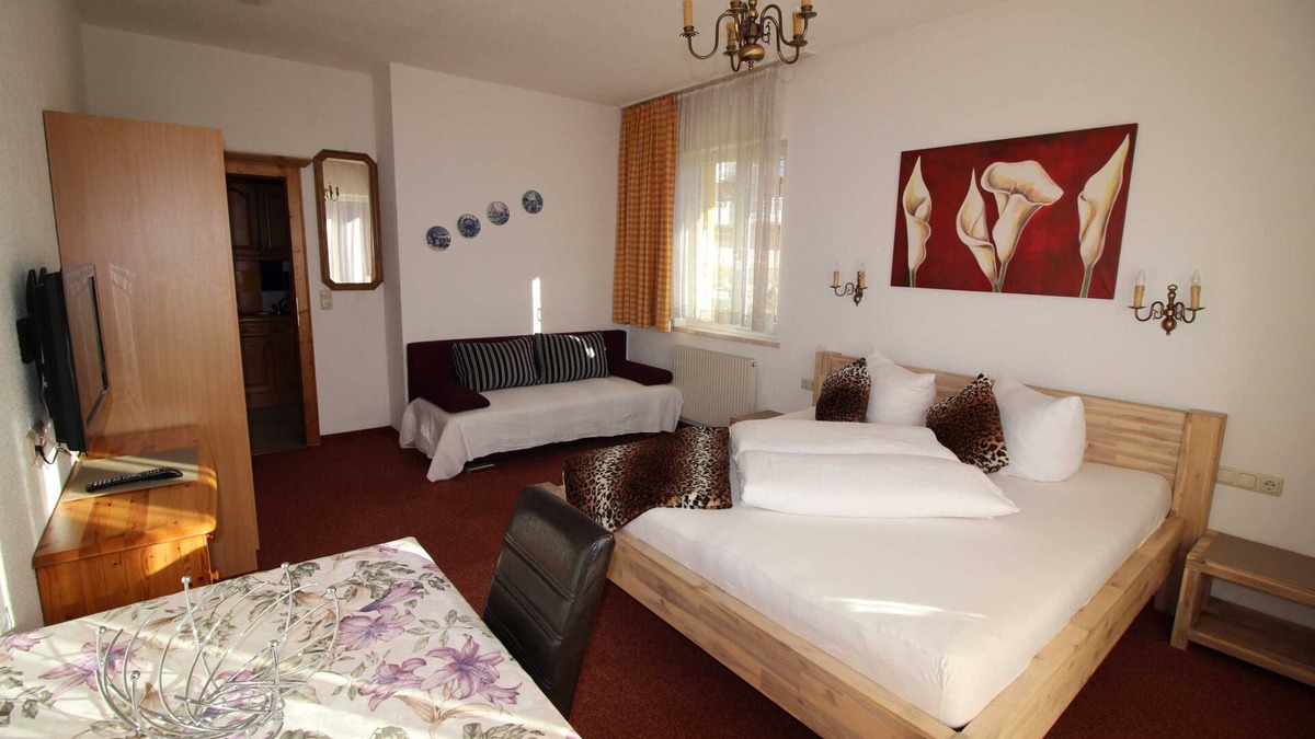 Fliess Apartment | Apartment - Apartment for 2-3 persons - Europa Pension Tirol