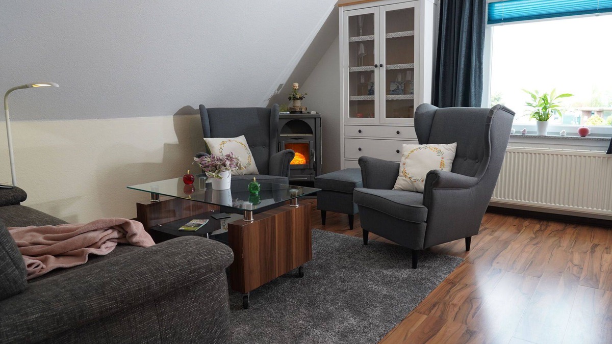 Jork Apartment | Apartment 'Apfelkorb' with Private Terrace and Wi-Fi