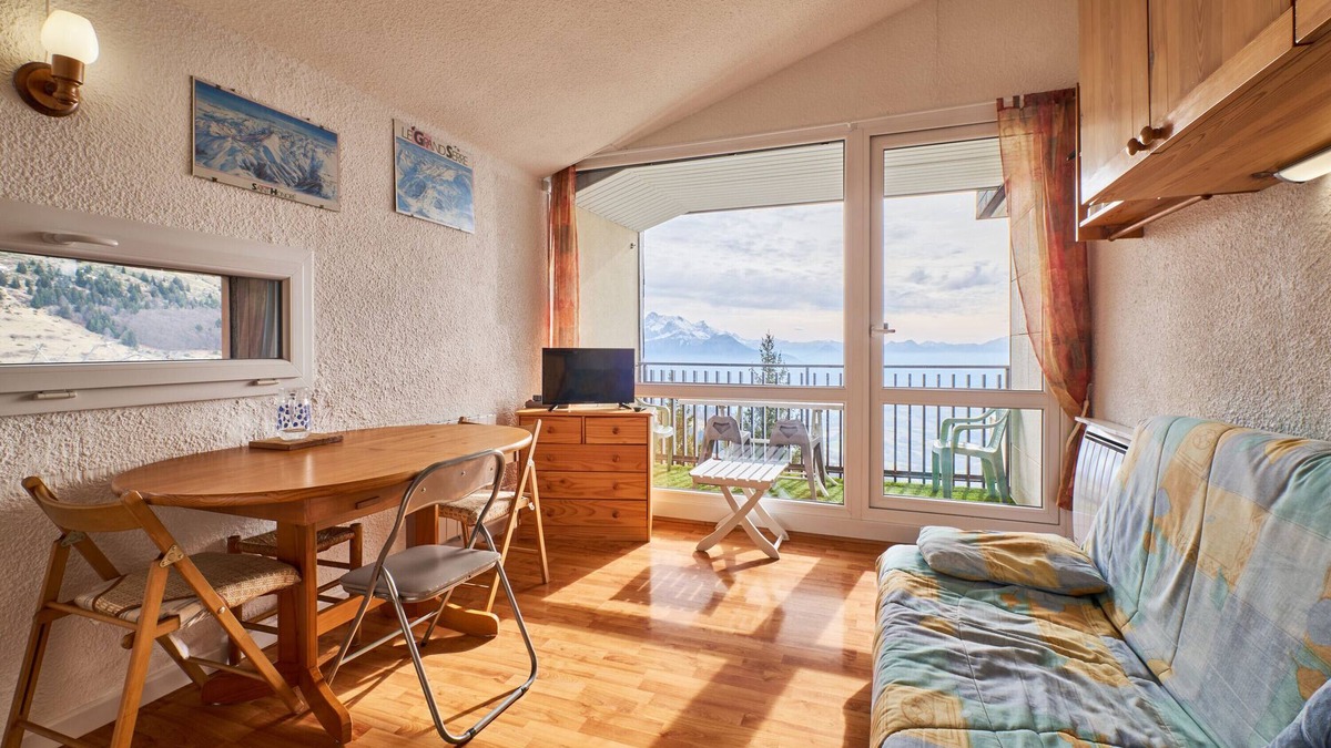 Saint-Honore Apartment | Apartment 'Appartement Avec Balcon St Honore'