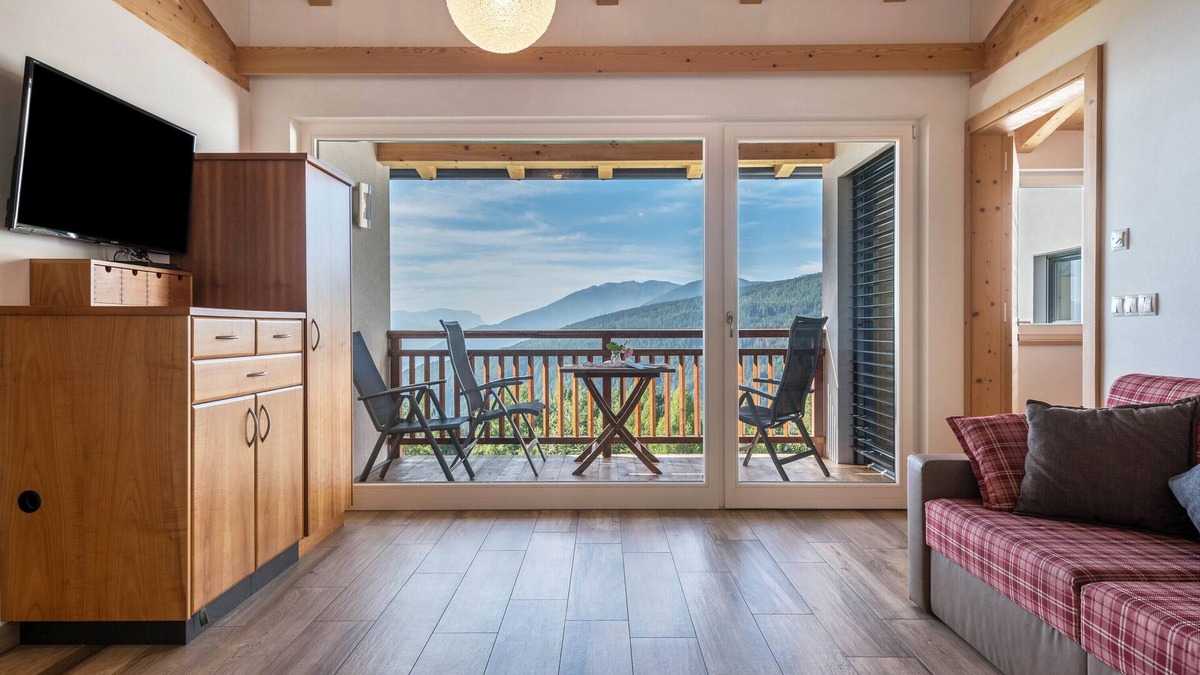 Maranza Apartment | Apartment 'Apt Gamsstube' with Mountain View, Private Terrace and Wi-Fi