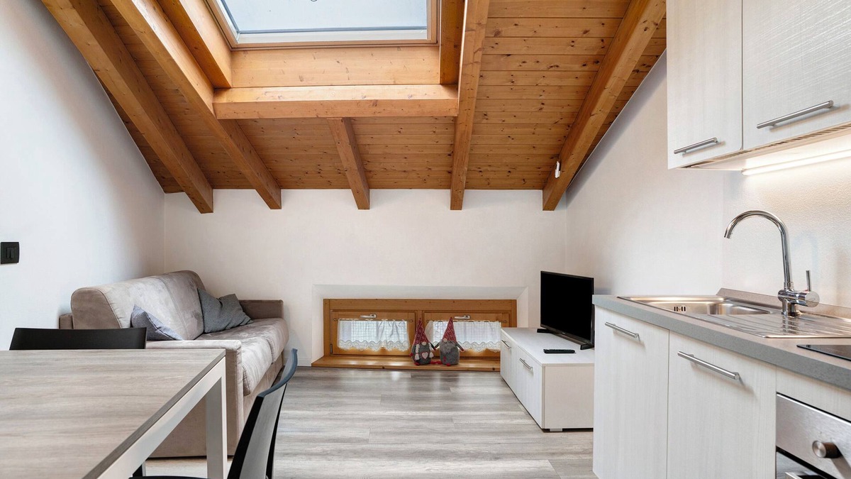 Pergine Valsugana Apartment | Apartment 'Apt Ochner Strawberry 5 Pergine' with Wi-Fi and Air Conditioning