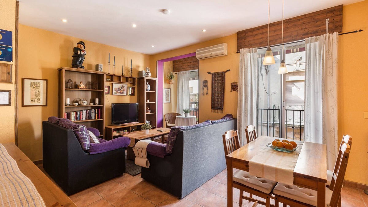 Murcia Apartment | Apartment 'Arrabal De San Benito 2' with Private Terrace, Wi-Fi and Air Conditioning
