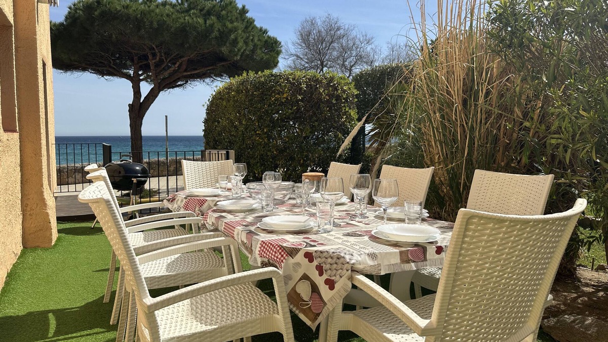La Fosca Apartment | Apartment at 11 meter from the sand beach of La fosca