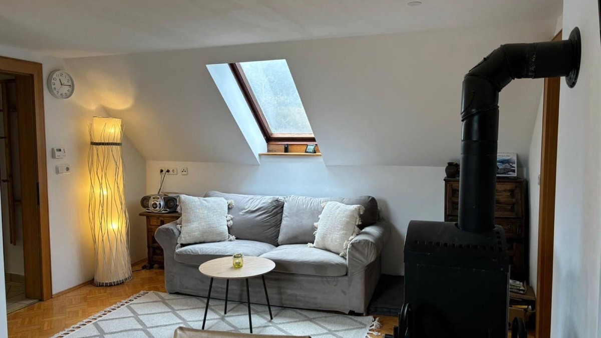 Feistritz ob Bleiburg Apartment | Apartment 'Mmapartment' with Mountain View, Balcony and Wi-Fi