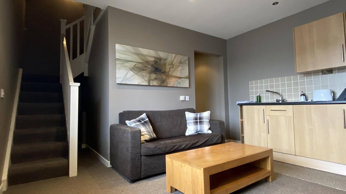 Ellon Apartment | Apartment at New Inn Hotel