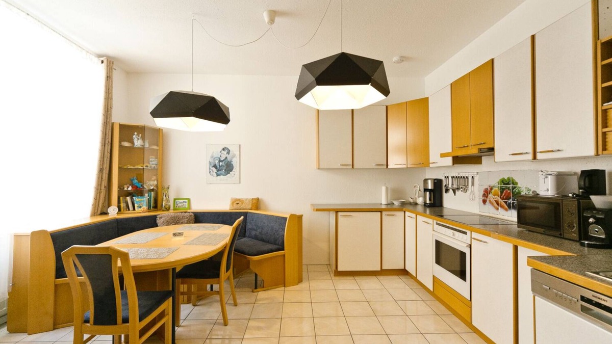 Funfhaus Apartment | Apartment No. 05 in Vienna near Schönbrunn/Westbahnhof | Keyless Check-In