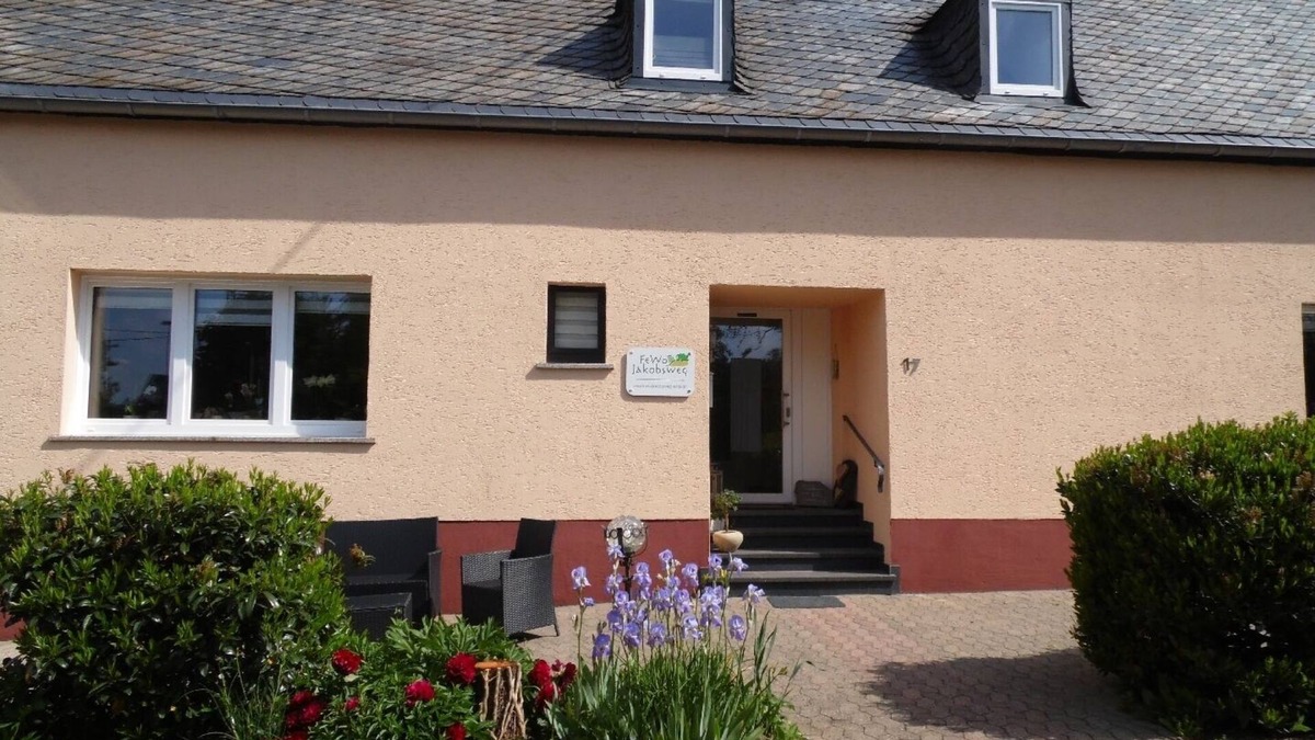 Lascheid Apartment | Apartment at St. James, amidst the nature park Südeifel, on the edge of Islek