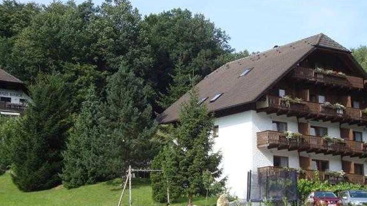 Unterach am Attersee Apartment | Apartment 2-5 persons - Apartments Haus Bianca and Sterngut