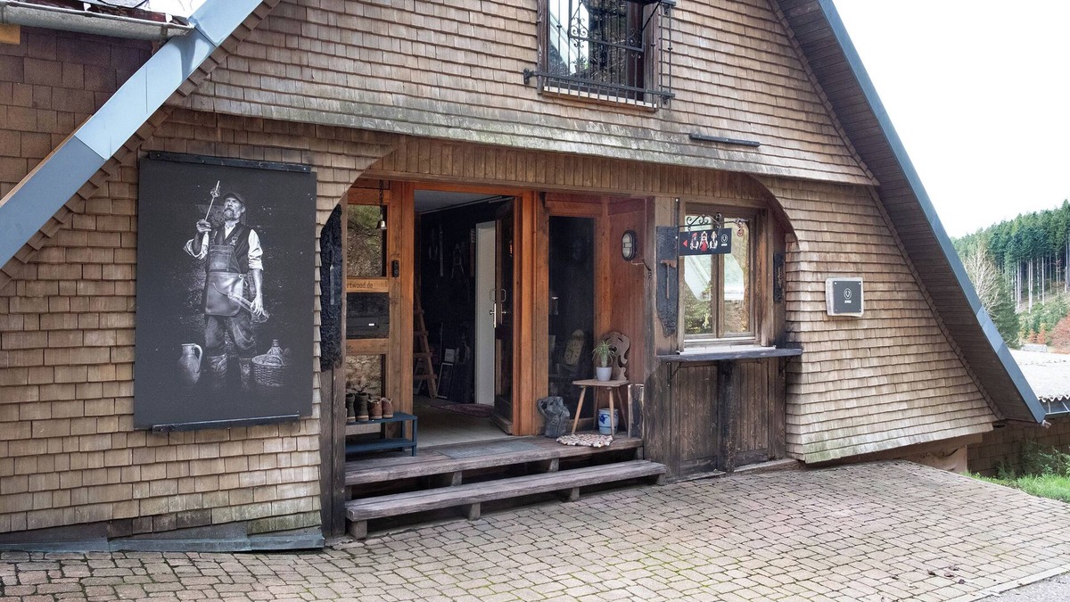 Guetenbach Apartment | Apartment 'Atelier-Loft Im Hübschental' with Wi-Fi