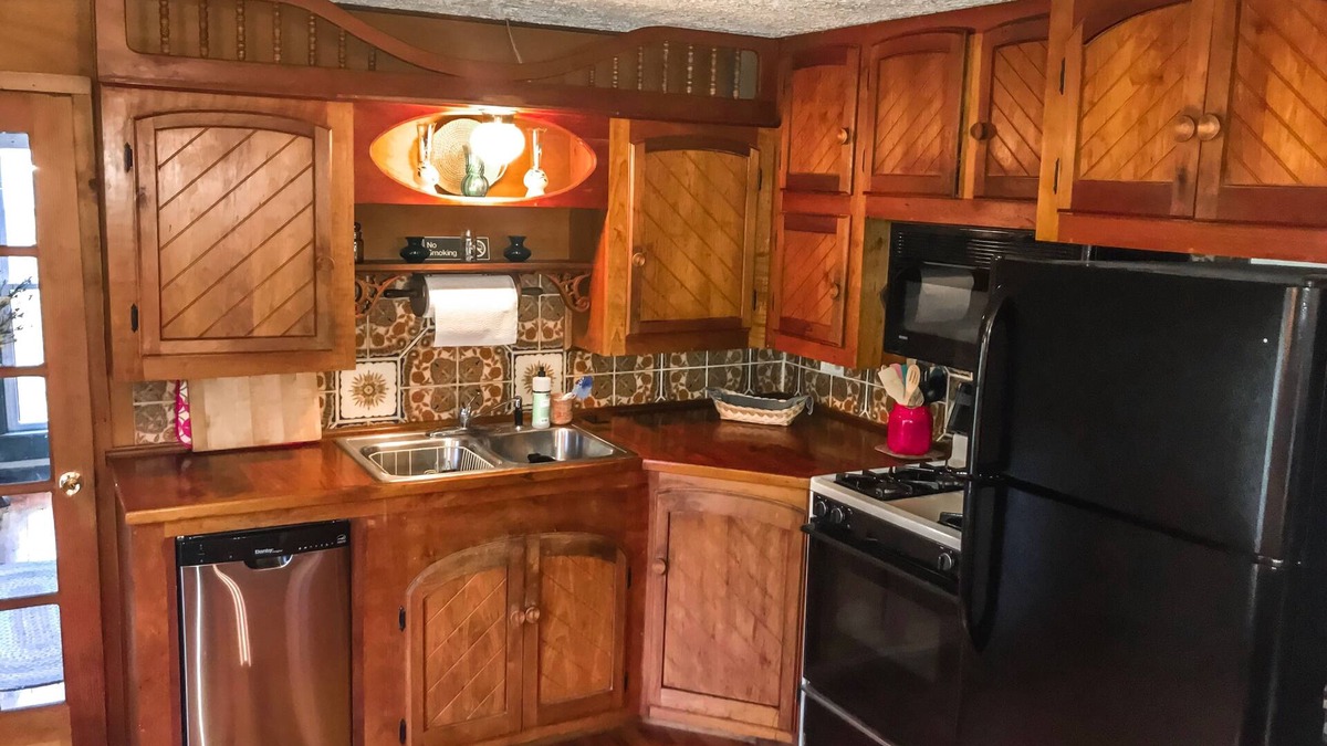 Harper Apartment | Apartment Atop an Old Country Store