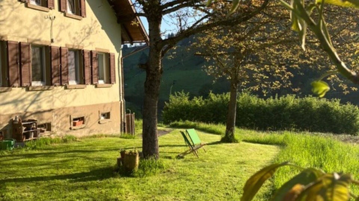 Biederbach Apartment | Apartment 'Auszeit Im Waldhaus' with Mountain View, Shared Garden and Wi-Fi