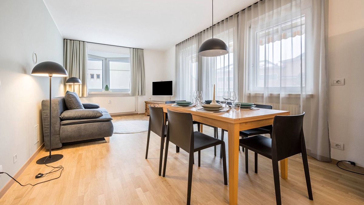 Brunico Apartment | Apartment "Avia Living" with Mountain View, Balconies & Wi-Fi