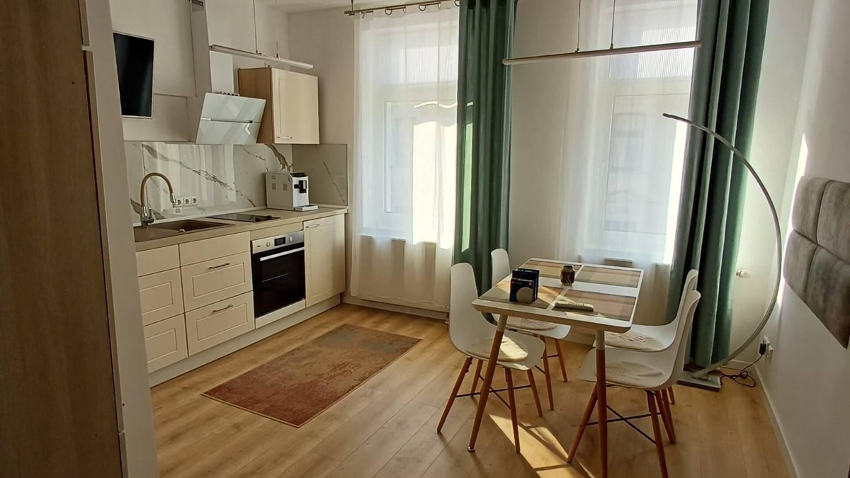 Gera Apartment | Apartment 'Baba' with Shared Terrace and Wi-Fi