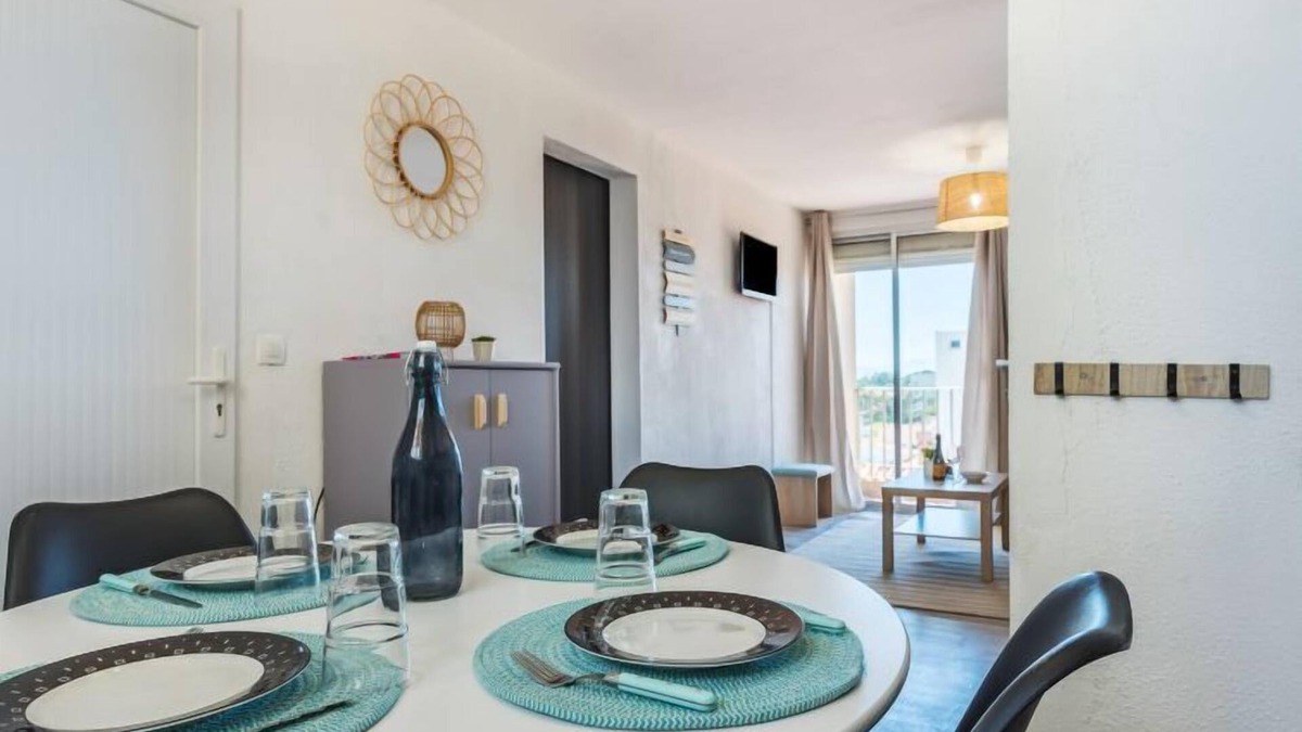 Le Grand Large Apartment | Apartment Babel by Interhome