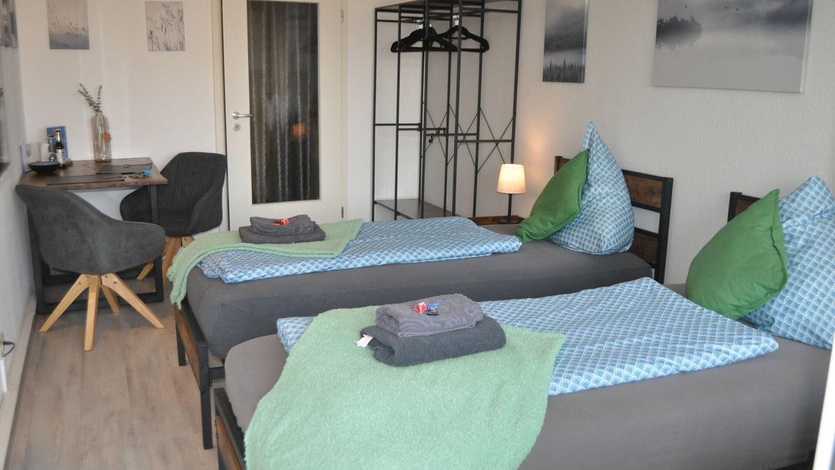 Region Hannover District Apartment | Apartment 'Backbordkajüte' with Balcony and Wi-Fi
