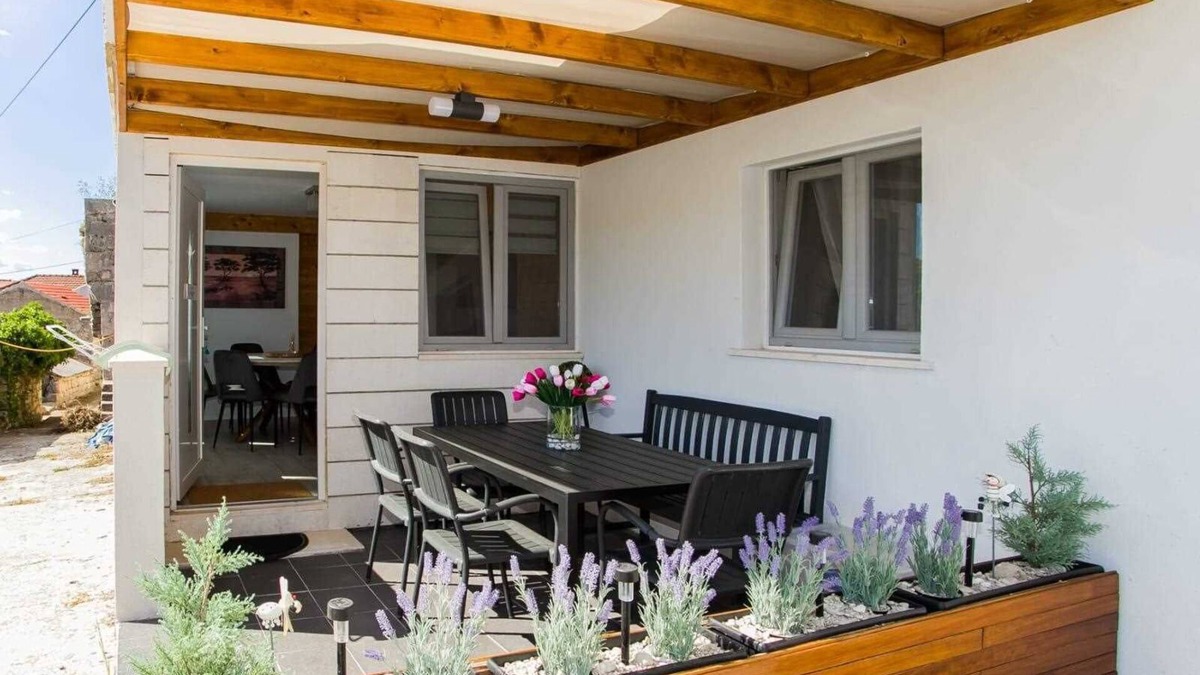 Metohija Apartment | Apartment Badia with free parking