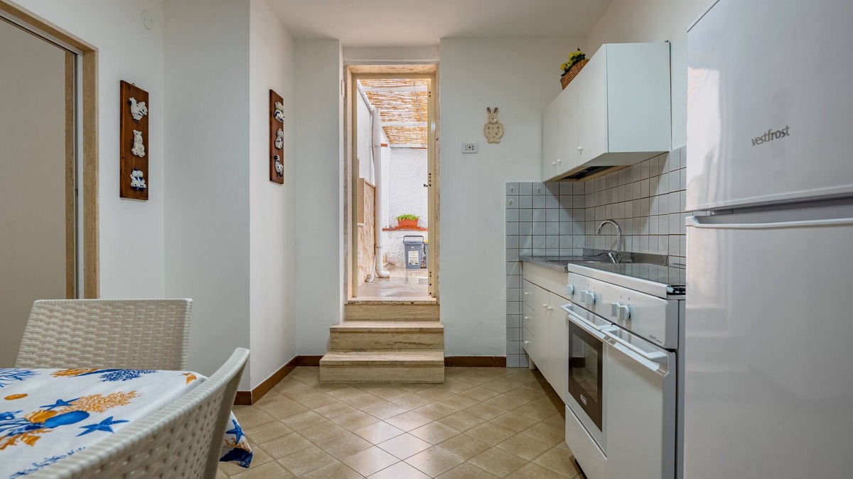Marina di Lizzano Apartment | Apartment 'Bagnara Due' with Sea View and Private Garden