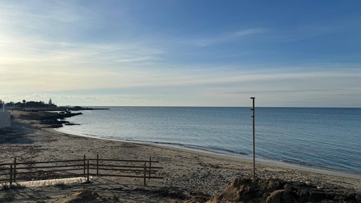 Marina di Lizzano Apartment | Apartment 'Bagnara - King' with Sea View and Shared Garden