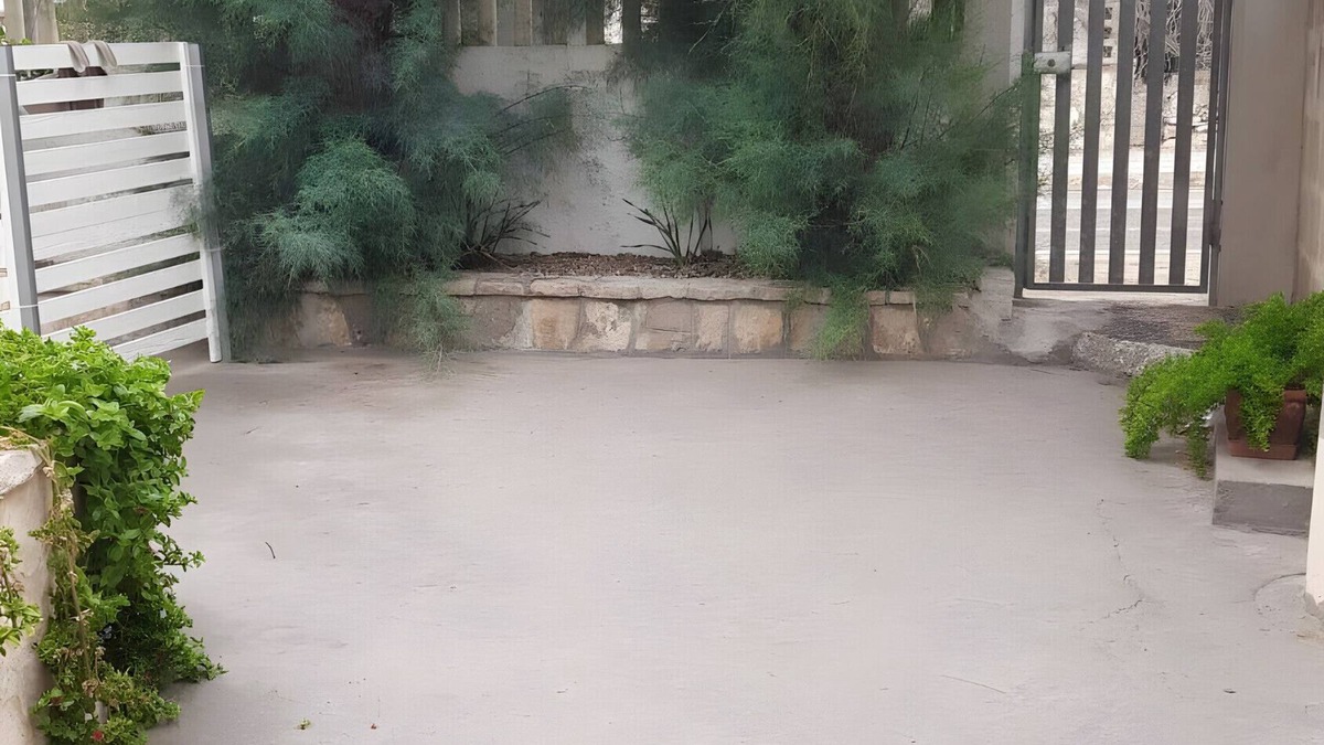 Marina di Lizzano Apartment | Apartment 'Bagnara Queen' with Sea View and Shared Garden